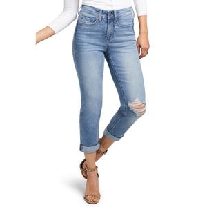 Curves 360 NYDJ Light Wash Straight Leg Jeans 24
